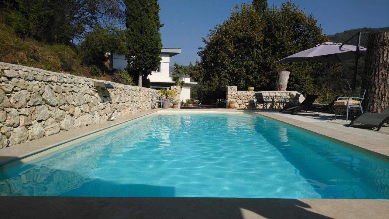 Le Domaine De La Feuilleraie Bed & Breakfast Coaraze Bagian luar foto
